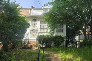812 Division Ave NE, Washington, DC 20019 - Photo 1
