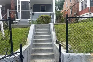 808 Division Ave NE, Washington, DC 20019 - Photo 2