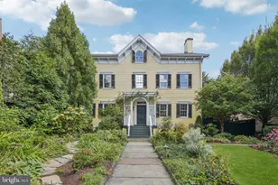 1545 35th St NW, Washington, DC 20007 - Photo 1