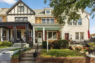 2413 39th St NW, Washington, DC 20007 - Photo 1
