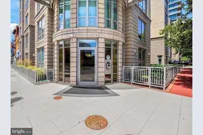 301 Massachusetts Avenue NW #301, Washington, DC 20001 - Photo 1