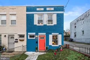 206 34th St SE, Washington, DC 20019 - Photo 1