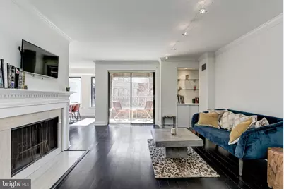 1080 Wisconsin Avenue NW #2001, Washington, DC 20007 - Photo 1