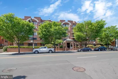 2320 Wisconsin Avenue NW #206, Washington, DC 20007 - Photo 1