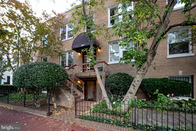 220 13th Street SE #24, Washington, DC 20003 - Photo 1