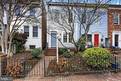 916 G Street SE, Washington, DC 20003 - Photo 1