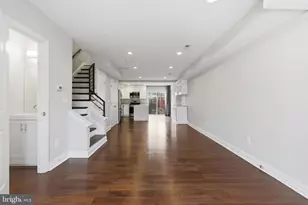 409 36th St NE, Washington, DC 20019 - Photo 2