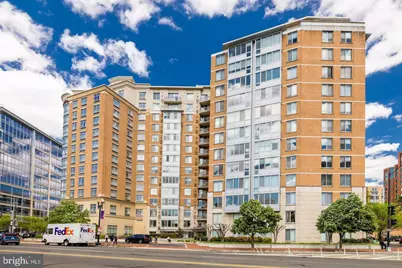 555 Massachusetts Avenue NW #807, Washington, DC 20001 - Photo 1
