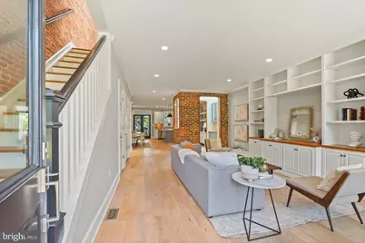 822 11th Street NE, Washington, DC 20002 - Photo 1