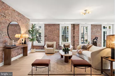 1811 Wyoming Avenue NW #21, Washington, DC 20009 - Photo 1
