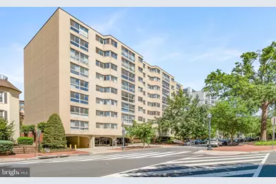 922 24th Street NW #211, Washington, DC 20037 - Photo 1