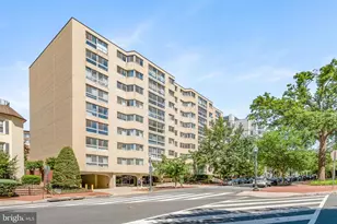 922 24th Street NW, Washington, DC 20037 - Photo 1