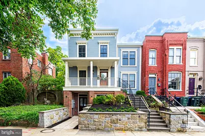 325 D Street SE, Washington, DC 20003 - Photo 1