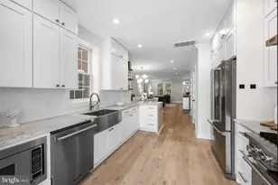 1421 Meridian Pl NW, Washington, DC 20010 - Photo 12