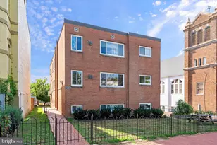 630 11th St NE, Washington, DC 20002 - Photo 1