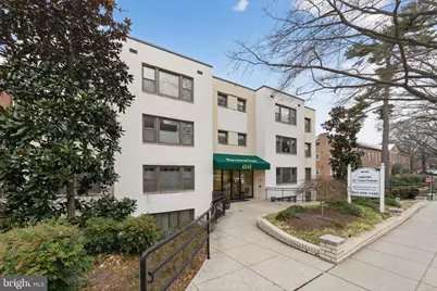 4840 Macarthur Boulevard NW #401, Washington, DC 20007 - Photo 1