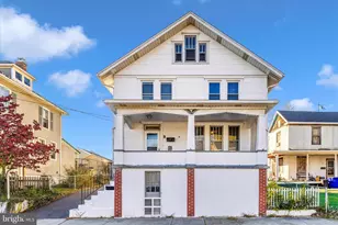 9 3rd Ave, Brunswick, MD 21716 - Photo 1