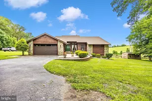 7208 Wilson Rd, Mount Airy, MD 21771 - Photo 1