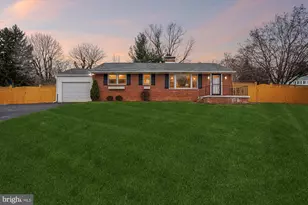 5708 Lakeview Dr, Frederick, MD 21702 - Photo 1