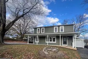 2712 Canada Hill Rd, Myersville, MD 21773 - Photo 1