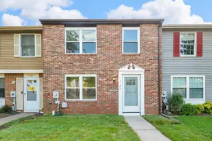 7186 Glenmeadow Ct, Frederick, MD 21703 - Photo 1