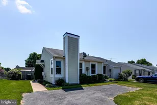 816 Chadwick Cir, Frederick, MD 21701 - Photo 1