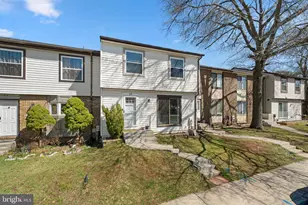29 Mountaingate Dr, Frederick, MD 21703 - Photo 1