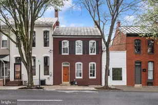 129 Fourth St, Frederick, MD 21701 - Photo 1