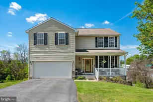 307 Washington St, Middletown, MD 21769 - Photo 1