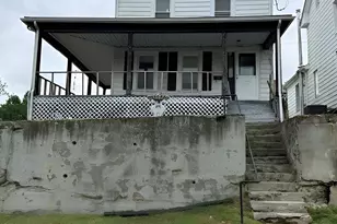 805 E B St, Brunswick, MD 21716 - Photo 1