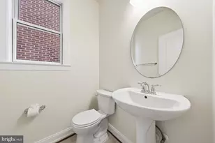 25 6th Street W, Frederick, MD 21701 - Photo 22