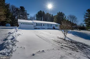 711 Heritage Dr, Oakland, MD 21550 - Photo 1