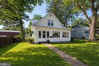 729 E Oak Street, Oakland, MD 21550 - Photo 1