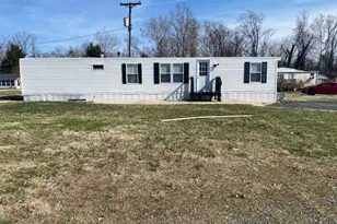 8 Chestnut St, Havre de Grace, MD 21078 - Photo 1