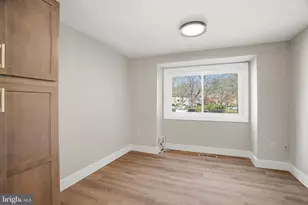 9419 Merryrest Rd, Columbia, MD 21045 - Photo 12