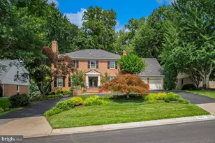 10913 Roundtable Ct, Rockville, MD 20852 - Photo 1