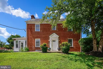 212 Frederick Avenue S, Gaithersburg, MD 20877 - Photo 1