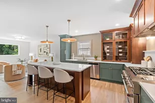 10612 Democracy Ln, Potomac, MD 20854 - Photo 1