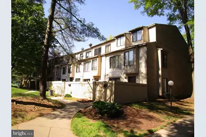 9469 Chadburn Place, Gaithersburg, MD 20886 - Photo 1