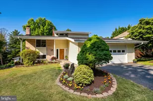 11112 Broad Green Dr, Potomac, MD 20854 - Photo 1