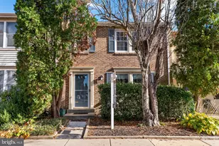 210 Whitcliff Ct, Gaithersburg, MD 20878 - Photo 1