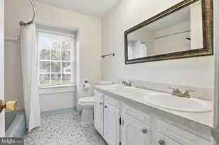 4401 Flower Valley Dr, Rockville, MD 20853 - Photo 28