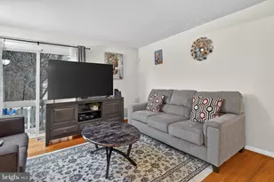 25725 Valley Park Terrace, Damascus, MD 20872 - Photo 10