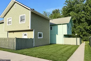 34 Federal Ct, Gaithersburg, MD 20877 - Photo 1