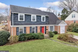 7000 Old Cabin Ln, Rockville, MD 20852 - Photo 1