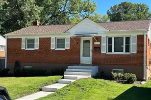 4726 Boiling Brook Pkwy, Rockville, MD 20852 - Photo 1