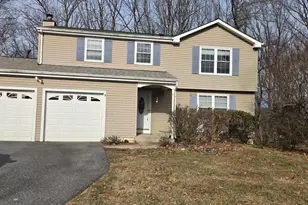 10129 Peanut Mill Dr, Gaithersburg, MD 20882 - Photo 1