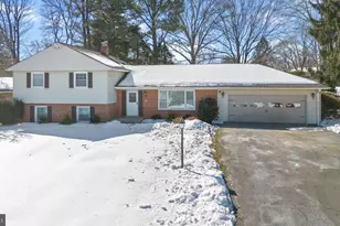 19104 Bloomfield Rd, Olney, MD 20832 - Photo 1