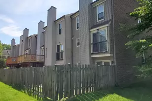 1569 Templeton Pl, Rockville, MD 20852 - Photo 1