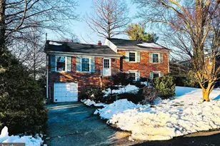 5807 Ogden Ct, Bethesda, MD 20816 - Photo 1